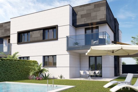Talo myytävänä Boadilla del Monte, Madrid, Espanja, 4 makuuhuonetta, 284 m2 No. 107872 - kuva 2