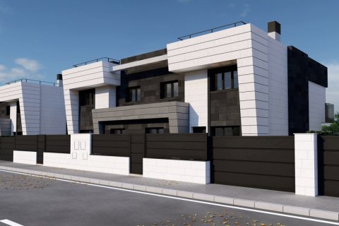 Talo myytävänä Boadilla del Monte, Madrid, Espanja, 4 makuuhuonetta, 284 m2 No. 107872 - kuva 3