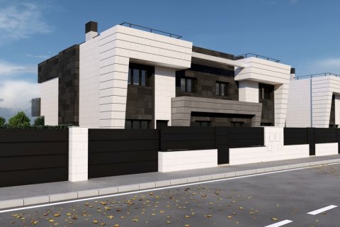 Talo myytävänä Boadilla del Monte, Madrid, Espanja, 4 makuuhuonetta, 284 m2 No. 107872 - kuva 4