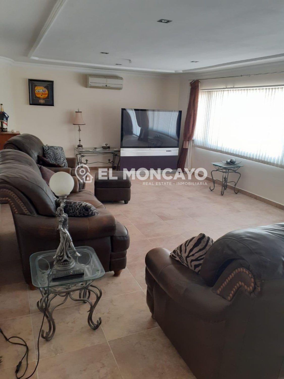 Villa in Alicante, Spain 13 bedrooms, 799 sq.m. No. 149143