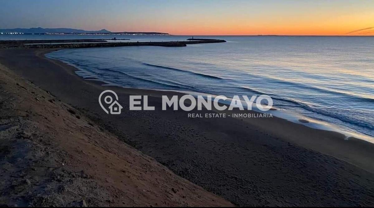 Villa in Alicante, Spain 13 bedrooms, 799 sq.m. No. 149143