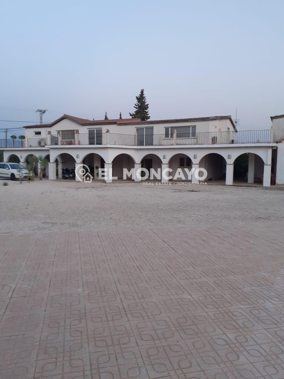 Villa in Alicante, Spain 13 bedrooms, 799 sq.m. No. 149143
