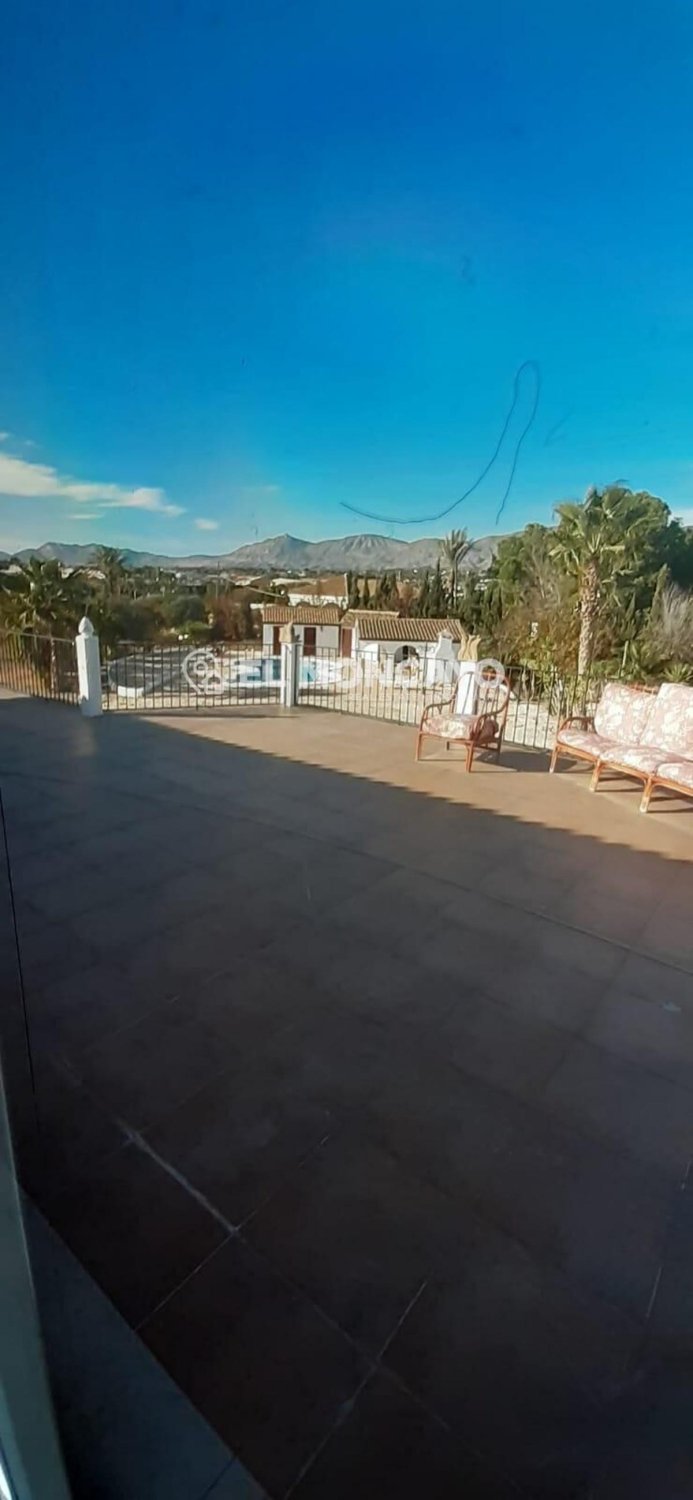 Villa in Alicante, Spain 13 bedrooms, 799 sq.m. No. 149143
