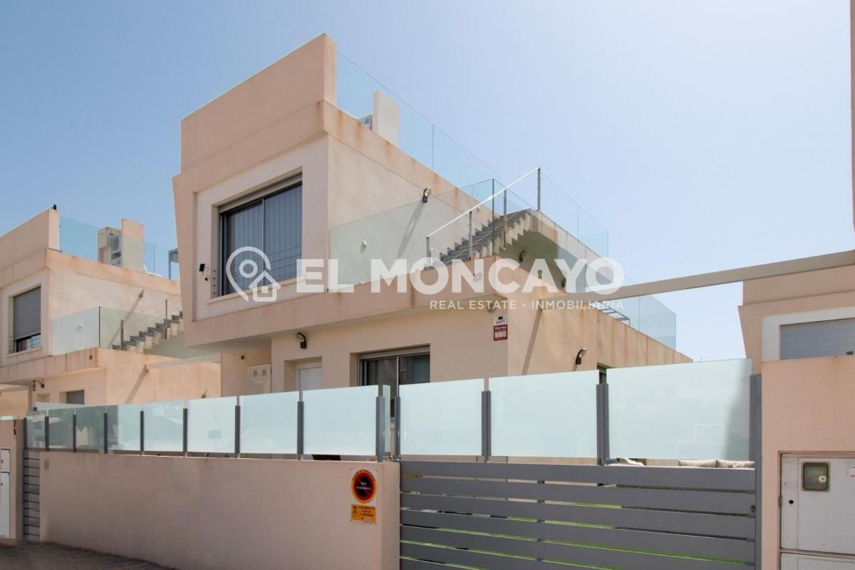 Villa Alicante, Spānijā 3 istabas, 120 m2 Nr. 149144