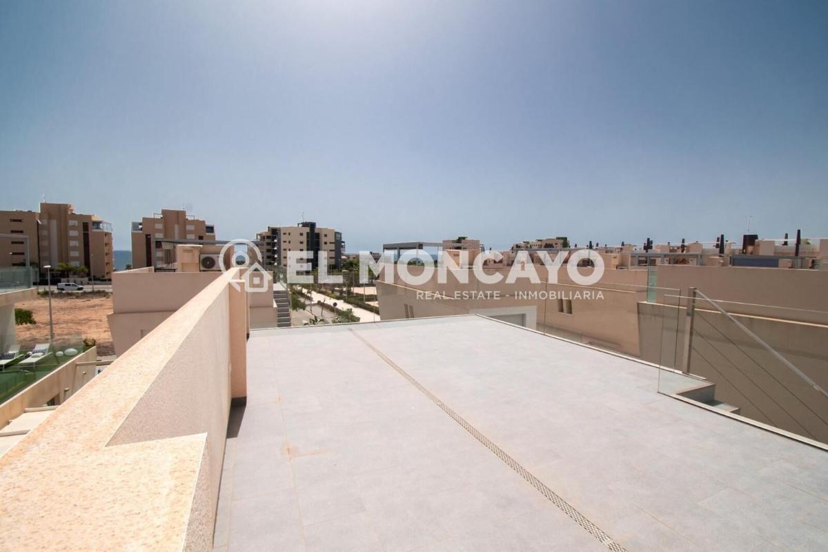 Villa Alicante, Spānijā 3 istabas, 120 m2 Nr. 149144
