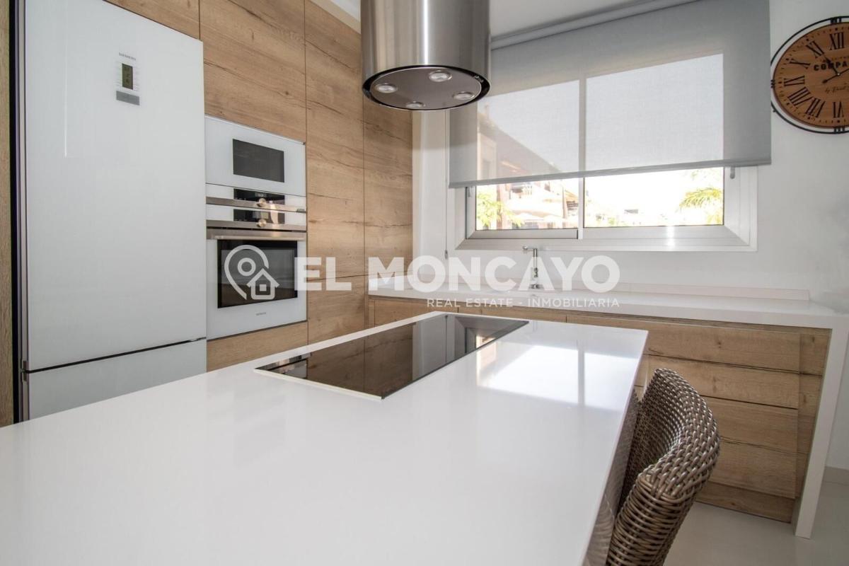 Villa Alicante, Spānijā 3 istabas, 120 m2 Nr. 149144