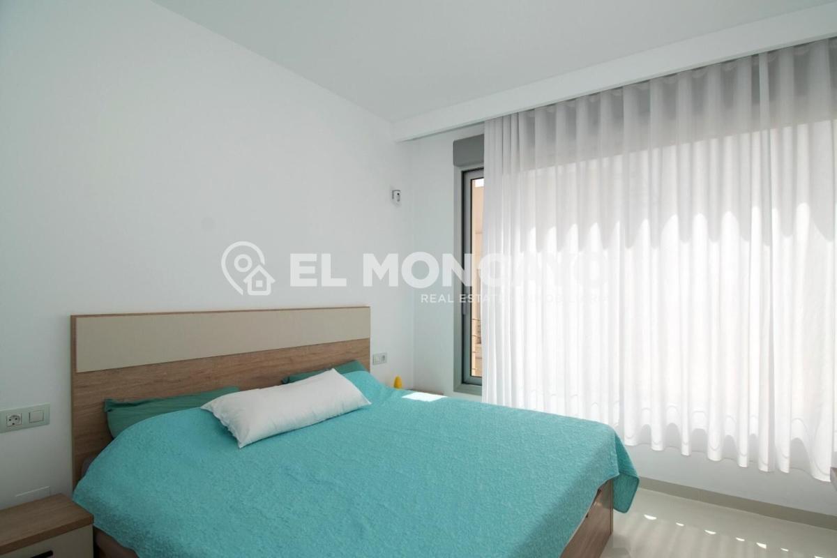 Villa Alicante, Spānijā 3 istabas, 120 m2 Nr. 149144