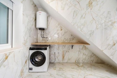 Villa for sale in Torrevieja, Alicante, Spain 3 bedrooms, 89 sq.m. No. 149142 - photo 9