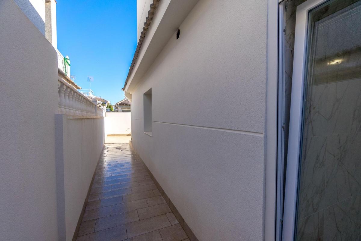 Вилла в Торревьеха, Аликанте, Испания 3 спальни, 89м2 №149142