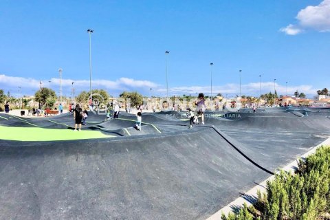 Huvila myytävänä Dolores, Alicante, Espanja, 5 makuuhuonetta, 283 m2 No. 149139 - kuva 25