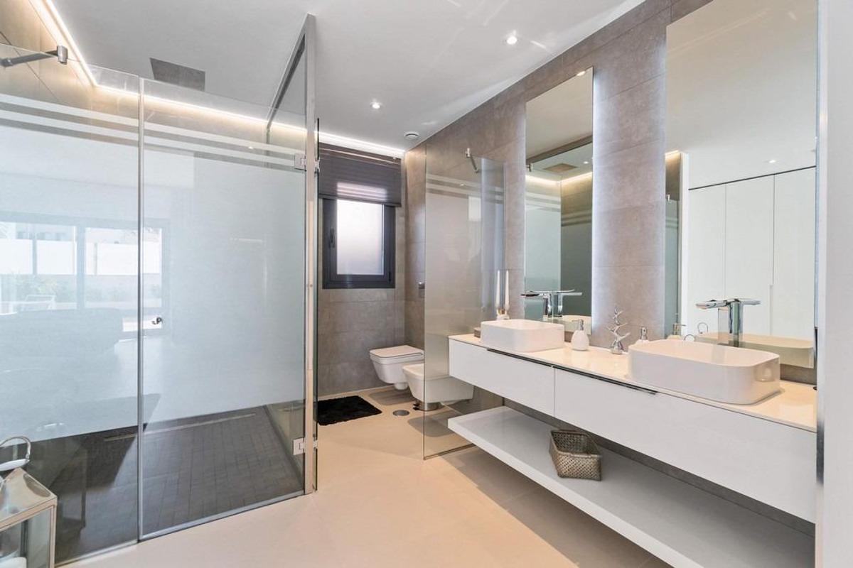 Huvila Alicante, Espanja 3 makuuhuonetta, 204 m2 No. 149140