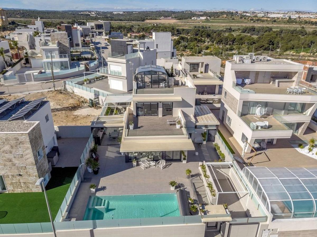 Huvila Alicante, Espanja 3 makuuhuonetta, 204 m2 No. 149140