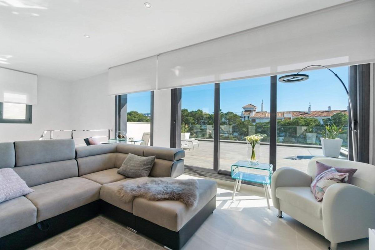 Huvila Alicante, Espanja 3 makuuhuonetta, 204 m2 No. 149140