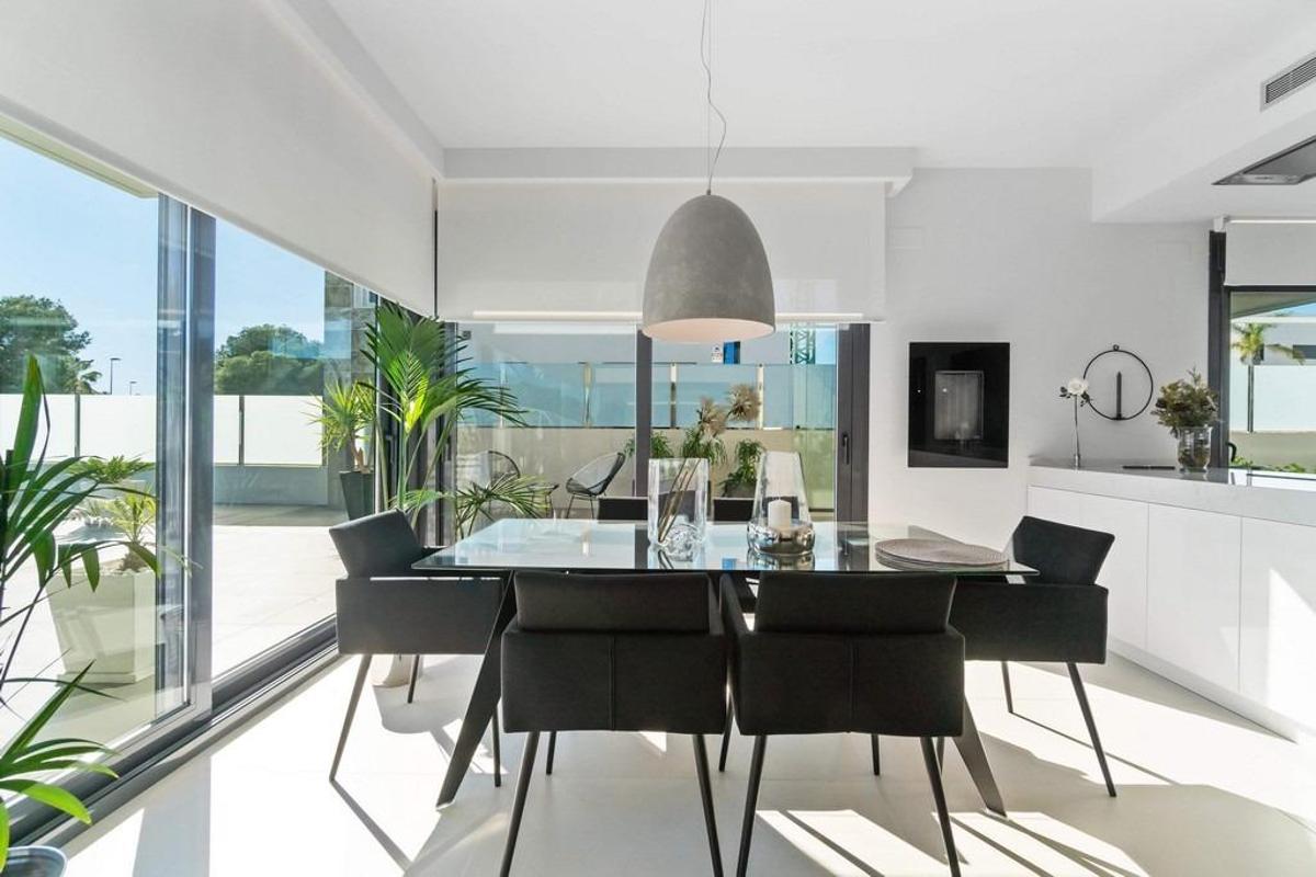 Huvila Alicante, Espanja 3 makuuhuonetta, 204 m2 No. 149140