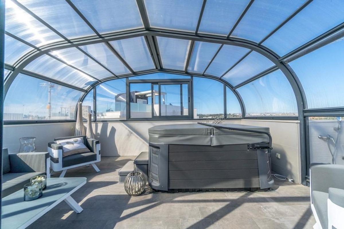 Huvila Alicante, Espanja 3 makuuhuonetta, 204 m2 No. 149140