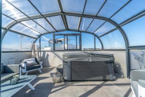 Villa for sale in Alicante, Spain 3 bedrooms, 204 sq.m. No. 149140 - photo 26