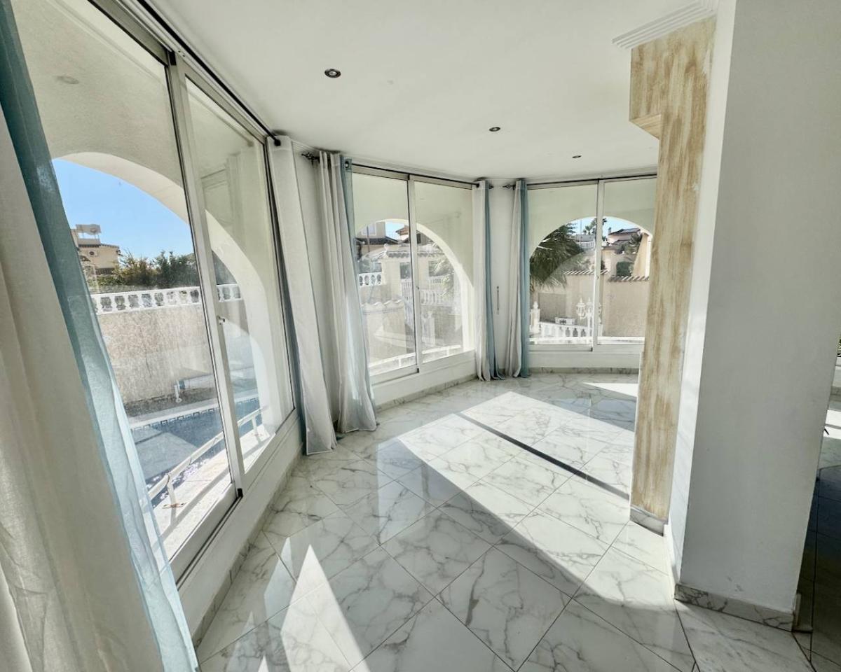 Villa en Ciudad Quesada, Alicante, España 4 dormitorios, 160 m2 No. 149145