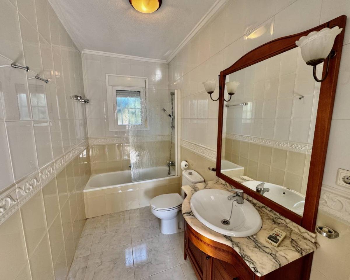 Villa en Ciudad Quesada, Alicante, España 4 dormitorios, 160 m2 No. 149145