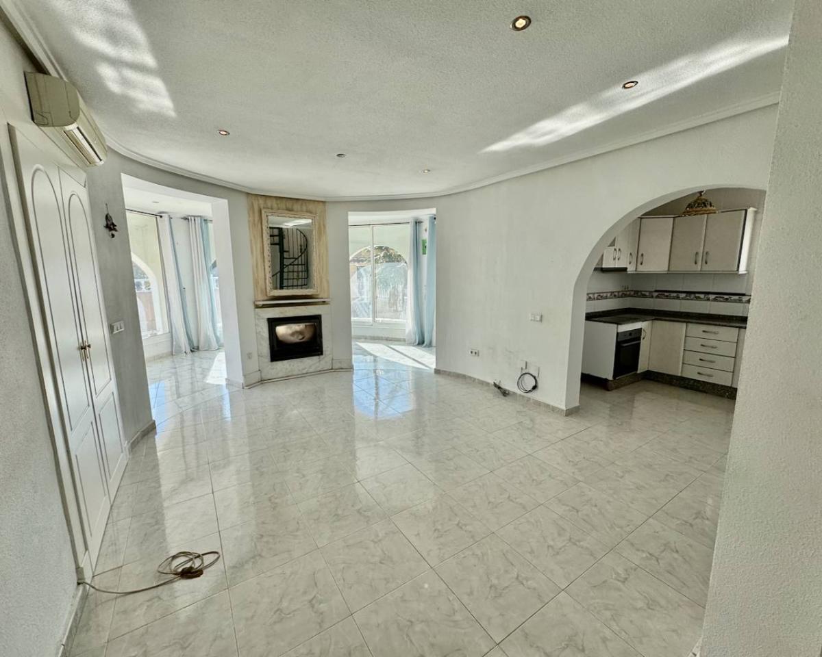 Villa en Ciudad Quesada, Alicante, España 4 dormitorios, 160 m2 No. 149145