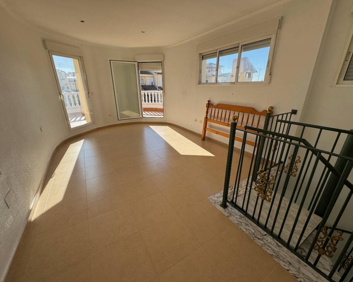 Villa en Ciudad Quesada, Alicante, España 4 dormitorios, 160 m2 No. 149145