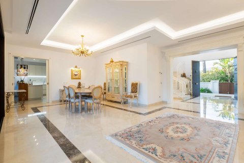 Willa w Estepona, Malaga, Hiszpania 7 sypialni, 761 mkw. nr 174236 – zdjęcie 11