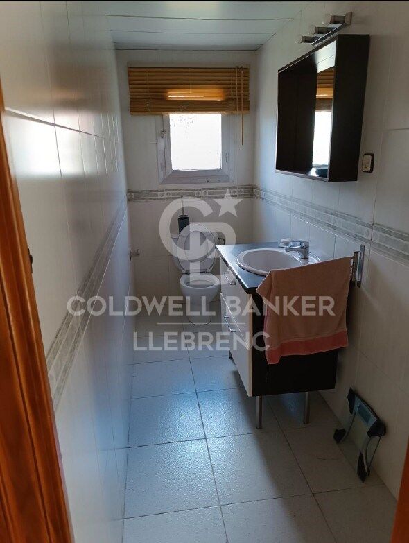 House in Barcelona, Spanien 4 Schlafzimmer, 158 m2 Nr. 179007