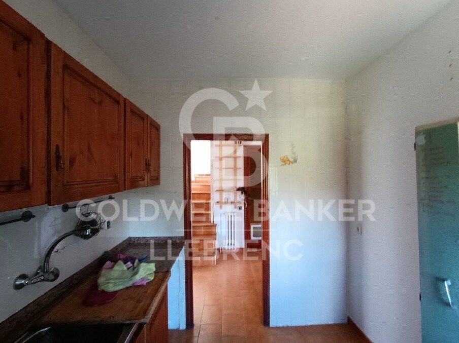 House in Barcelona, Spanien 4 Schlafzimmer, 158 m2 Nr. 179007