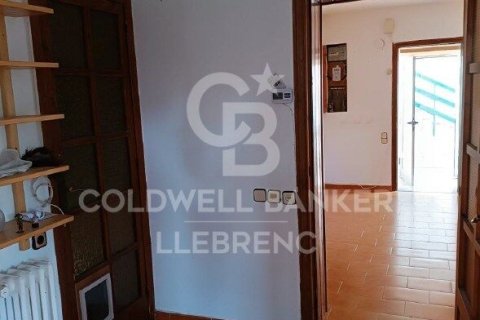 House for sale in Barcelona, Spain 4 bedrooms, 158 sq.m. No. 179007 - photo 7