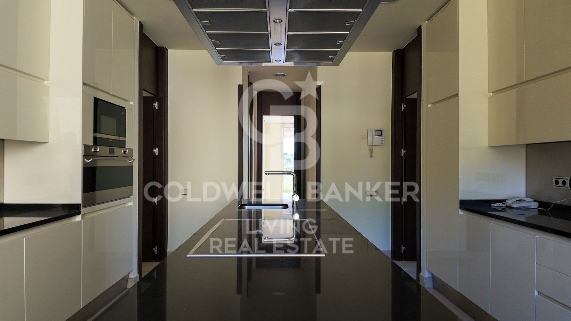 House à Pozuelo de Alarcon, Madrid, Espagne 7 chambres, 800 m2 No. 179008