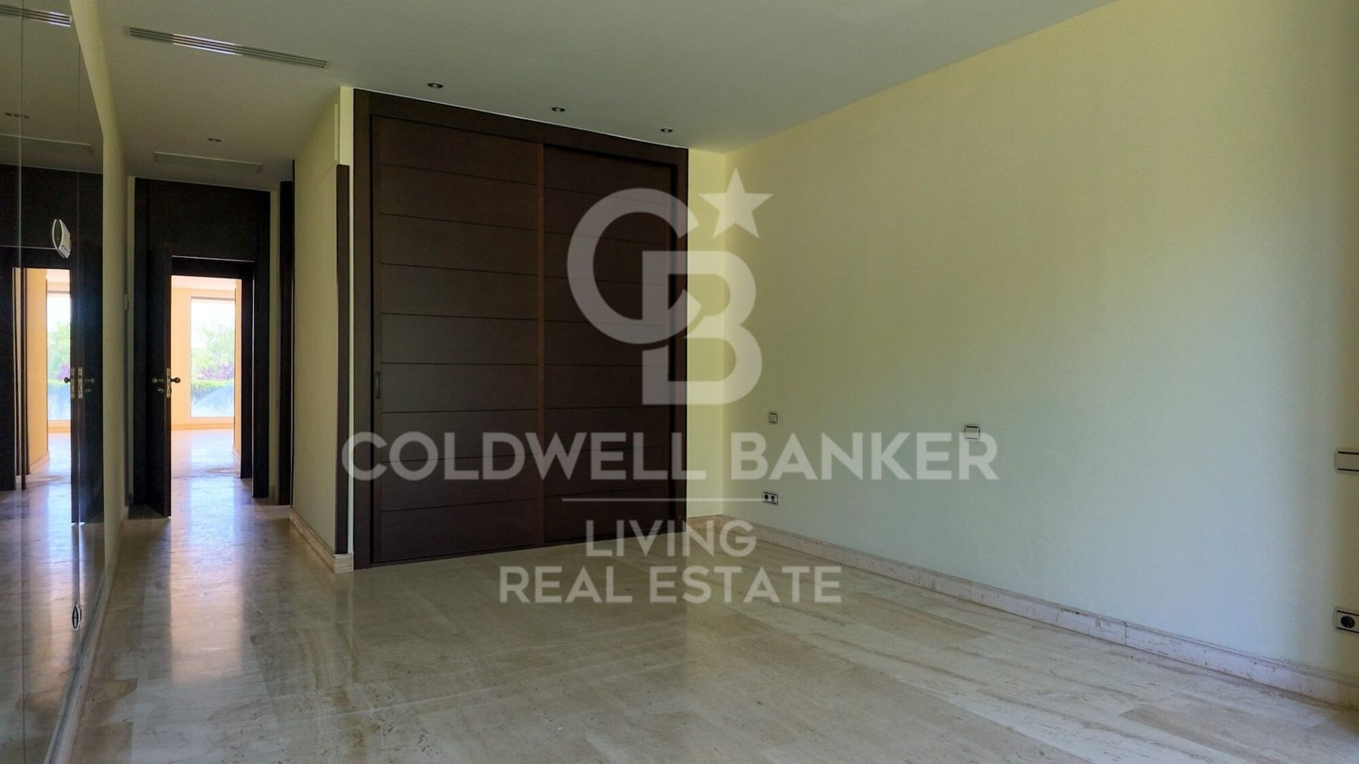 House à Pozuelo de Alarcon, Madrid, Espagne 7 chambres, 800 m2 No. 179008