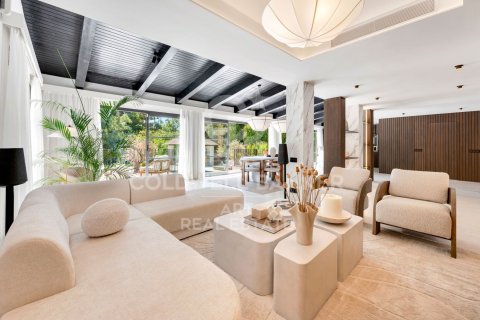 Villa in vendita a Marbella, Malaga, Spagna 5 camere da letto, 327 mq. N° 179009 - foto 8