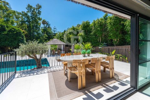 Villa in vendita a Marbella, Malaga, Spagna 5 camere da letto, 327 mq. N° 179009 - foto 2