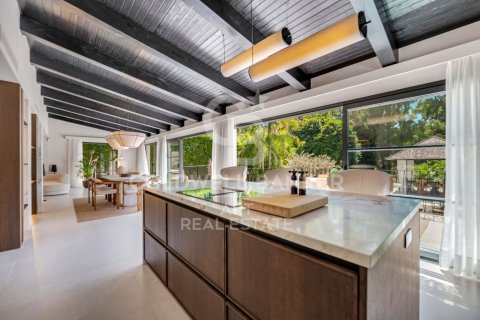 Villa in vendita a Marbella, Malaga, Spagna 5 camere da letto, 327 mq. N° 179009 - foto 11
