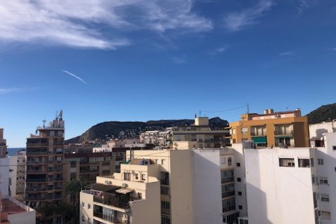 Продажа пентхауса в Кальпе, Аликанте, Испания 2 спальни, 90м2 №147715 - фото 7