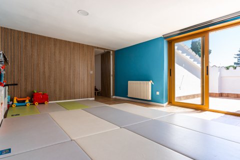 Villa till salu i Las Rozas de Madrid, Madrid, Spanien 5 sovrum, 679 kvm. Nr. 147710 - foto 17