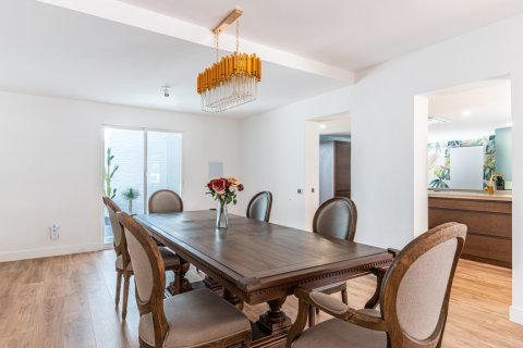 Villa till salu i Las Rozas de Madrid, Madrid, Spanien 5 sovrum, 679 kvm. Nr. 147710 - foto 12