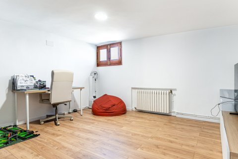 Villa till salu i Las Rozas de Madrid, Madrid, Spanien 5 sovrum, 679 kvm. Nr. 147710 - foto 18