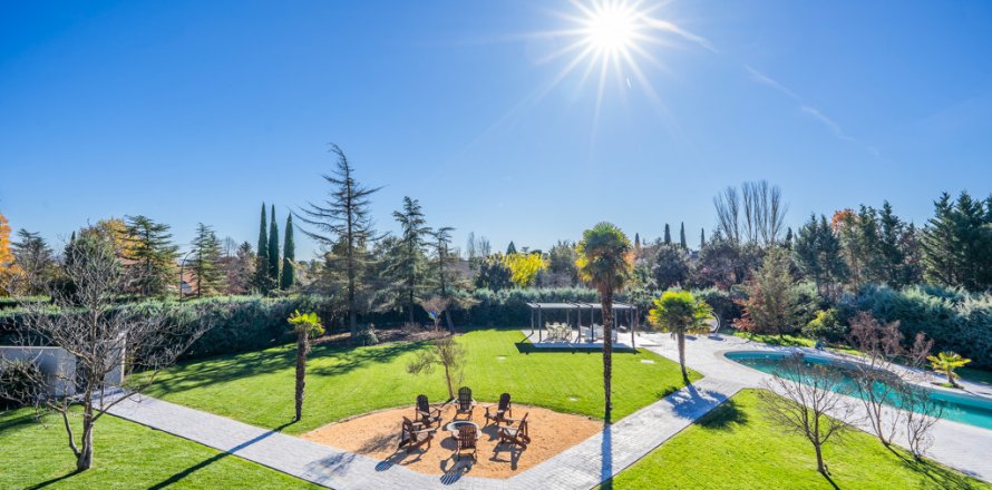 Villa Ciudalcampo, Madrid, Spānijā 6 istabas, 855 m2 Nr. 147711