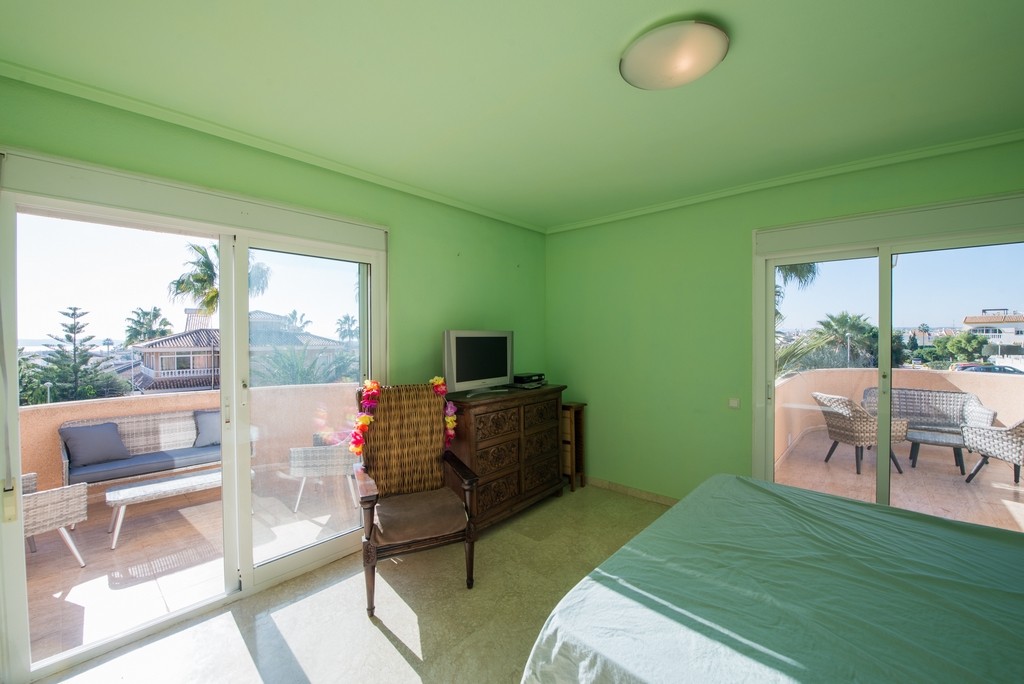 Villa in Ciudad Quesada, Alicante, Spain 4 bedrooms, 211 sq.m. No. 113881