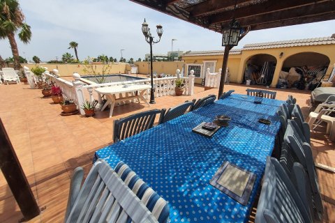 Villa in vendita Los Balcones, Alicante, Spagna 6 camere da letto, 300 mq. N° 113865 - foto 14