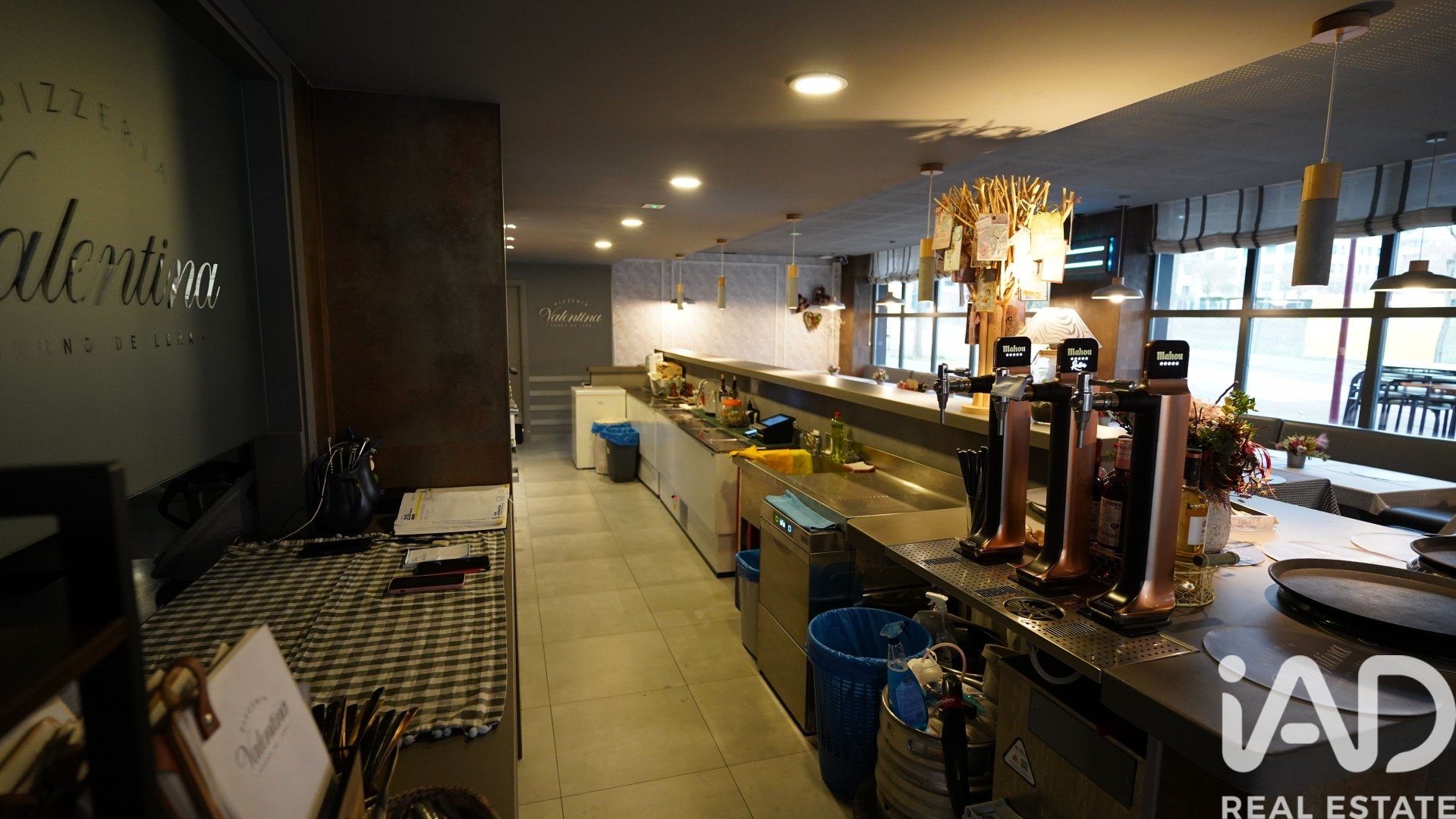 Cafe / restaurant à Valladolid, Espagne 160 m2 No. 173227