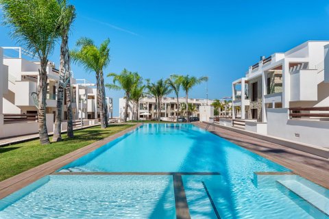 Bungalow till salu Torrevieja, Alicante, Spanien 3 sovrum, 70 kvm. Nr. 76788 - foto 3