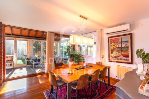 House for sale in Sant Cugat Del Valles, Barcelona, Spain 5 bedrooms, 290 sq.m. No. 157238 - photo 13