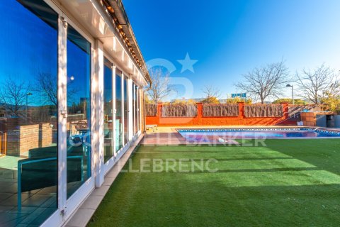 House for sale in Sant Cugat Del Valles, Barcelona, Spain 5 bedrooms, 290 sq.m. No. 157238 - photo 6