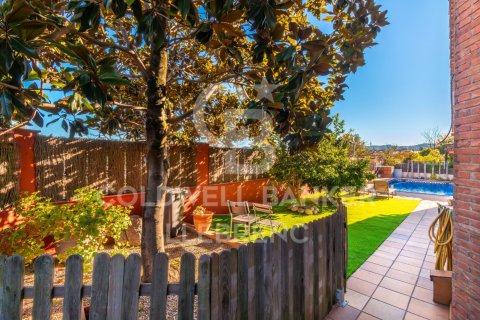 House for sale in Sant Cugat Del Valles, Barcelona, Spain 5 bedrooms, 290 sq.m. No. 157238 - photo 8