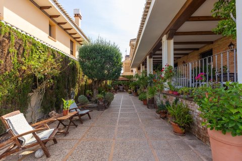 Villa for sale La Veleta, Alicante, Spain 7 bedrooms, 800 sq.m. No. 139313 - photo 7