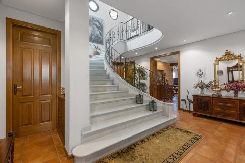 Villa for sale La Veleta, Alicante, Spain 7 bedrooms, 800 sq.m. No. 139313 - photo 18