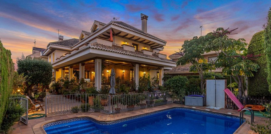 Villa La Veleta, Alicante, Spain 7 bedrooms, 800 sq.m. No. 139313
