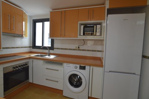Lägenhet till salu Torrevieja, Alicante, Spanien 3 sovrum, 105 kvm. Nr. 139311 - foto 6