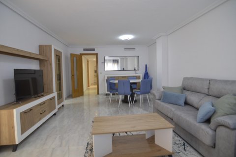 Lägenhet till salu Torrevieja, Alicante, Spanien 3 sovrum, 105 kvm. Nr. 139311 - foto 3